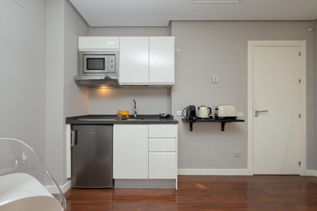 Apartamento C30 Deluxe Studio With Terrace Into Cathedral Square Málaga Exterior foto