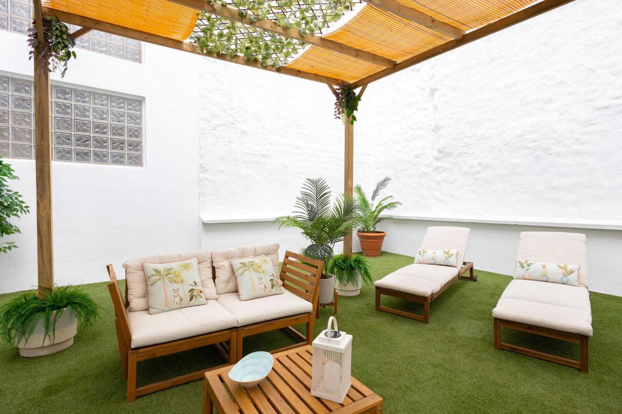 Apartamento C30 Deluxe Studio With Terrace Into Cathedral Square Málaga Exterior foto